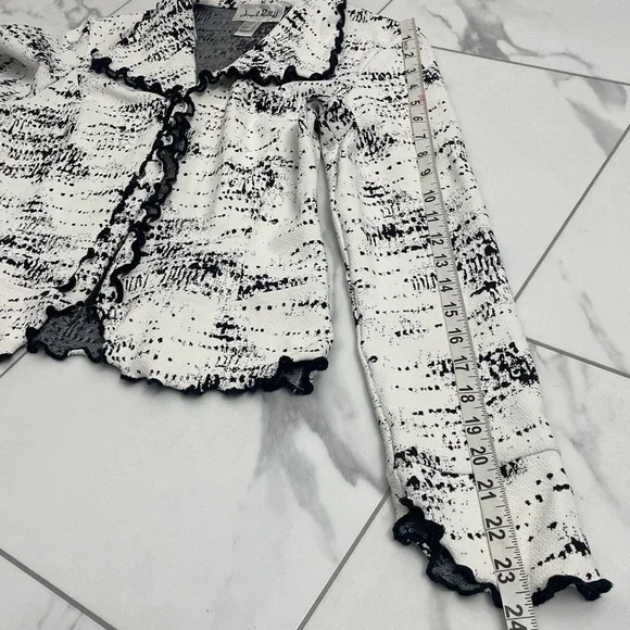 Joseph Ribkoff Black White Jacket Zip up Ruffle Trim size US 4 - Picture 12 of 12